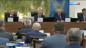 Смотрите в 21:10. Законы о бюджете Хабаровского края приняли в Законодательной думе региона