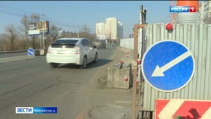 Сроки ремонта коллектора на улице Павла Морозова в Хабаровске продлили ещё на месяц