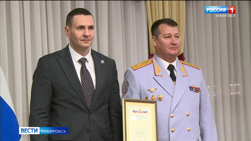 «Вы – гарант безопасности»: Дмитрий Демешин поздравил сотрудников МВД с профессиональным праздником