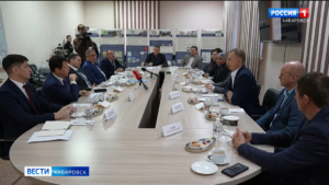 «Важно поддержать своё производство»: Дмитрий Демешин встретился с лесопромышленниками края