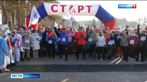 Больше улыбаться, читать и отдыхать: в Хабаровске прошёл традиционный «Забег обещаний»