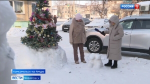 Зимняя фантазия: конкурс на лучшее оформление дворов проходит в Комсомольске