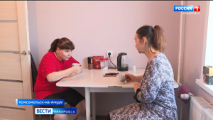 В Городе юности сироты и дети без родителей получили ключи от квартир в новом доме