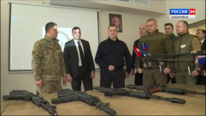 «Дальневосточниками горжусь»: Юрий Трутнев посетил в Хабаровске центр «ВОИН» и модульный спортзал