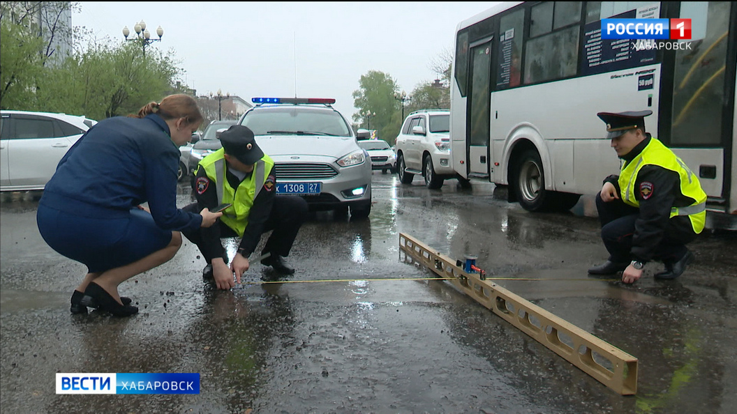 «Куда «уплыли» дороги?»: прокуратура и ГАИ провели рейд по улице Ленина после жалоб хабаровчан