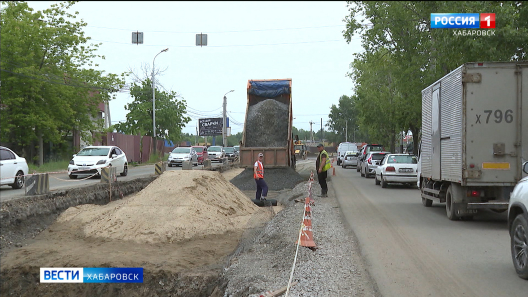 «Обещаем сдать заранее». Проспект 60-летия Октября тонет в бесконечных «пробках»