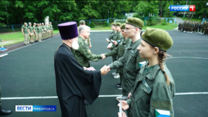«Это школа мужества и чести»: «Время юных героев» началось в хабаровском центре «ВОИН»