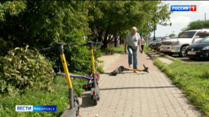 В Хабаровске намерены запретить парковки электросамокатов в несогласованных местах