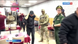 Прервали поздний ужин: силовики провели рейд по точкам общепита Хабаровска
