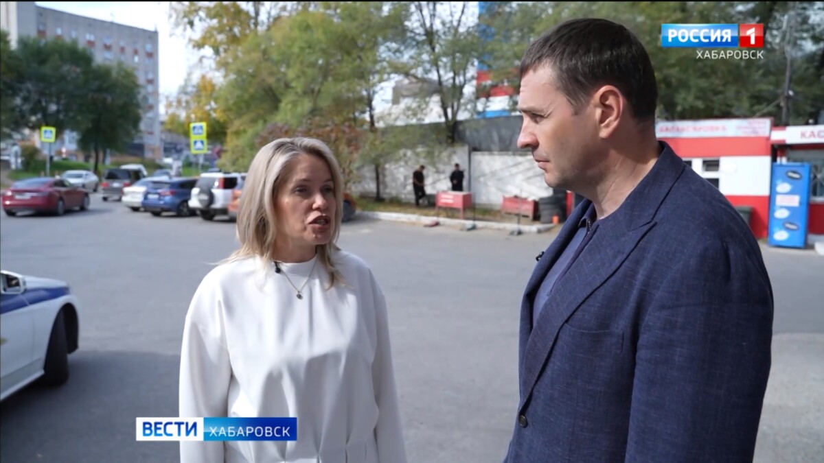«Потребность населения в бензине закрыта»: Дмитрий Демешин посетил одну из «заправок» Хабаровска