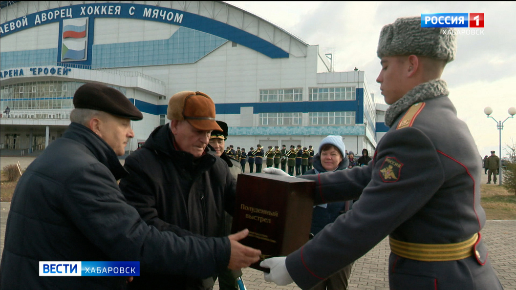 «Пусть наш край растет и хорошеет!»: выстрел из пушки ознаменовал День рождения Хабаровского края