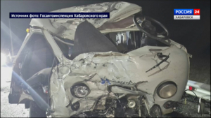 В смертельную аварию попал водитель УАЗа, столкнувшись с автопоездом