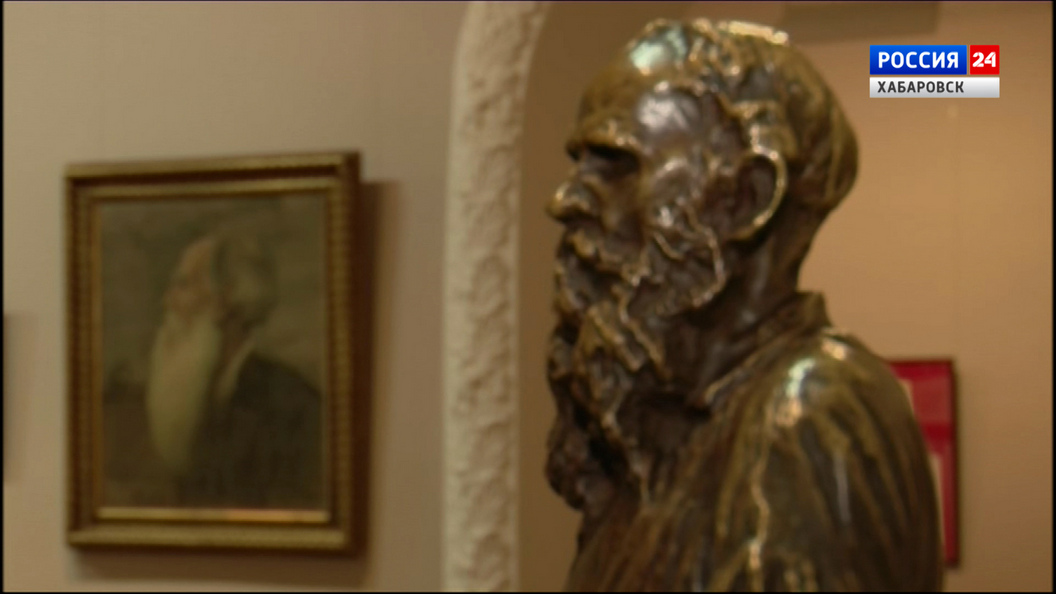 Классик в четырёх измерениях: выставка «Лев Толстой – суперзвезда» открылась в ДВХМ