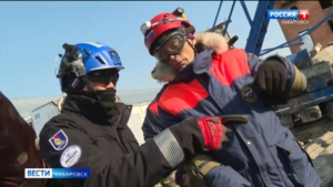 Разбор завалов и десант без парашюта отработали спасатели Хабаровска вместе с коллегами из Малайзии