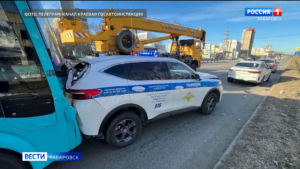 Два человека пострадали в Хабаровске в ДТП с участием автобуса и патрульного автомобиля полиции