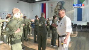 Смотрите в 21:10. Инструкторы Российского союза боевых искусств обучат курсантов центра «ВОИН»