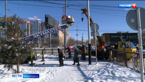 Новые светофоры устанавливают в Хабаровске сразу на нескольких перекрёстках