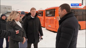 Смотрите в 21:10. Дмитрий Демешин поручил немедленно вывести на линии закупленные краем автобусы