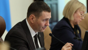 Дмитрий Демешин объявил о повышении заработной платы педагогов