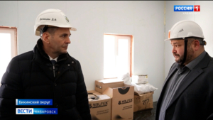 Дмитрий Демешин раскритиковал ответственных за строительство поликлиники в Бикине