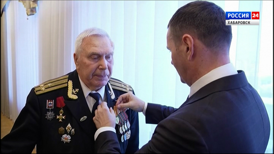 «Вы – ровесник великих побед!»: Дмитрий Демешин поздравил ветерана ВМФ от имени Президента России