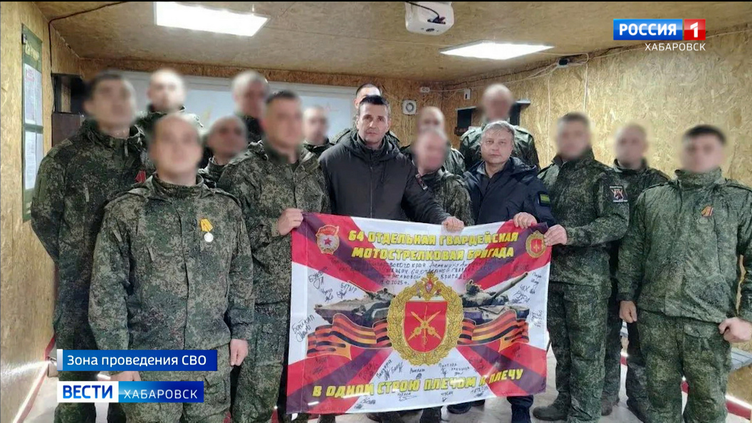 Дмитрий Демешин помог бойцам группировки «Восток» новой техникой и наградил отличившихся в зоне СВО