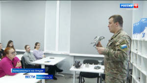 Огневая подготовка, БПЛА и тактическая медицина: будущие педагоги Города юности прошли учебные сборы