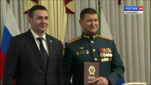 «Желаю крепости духа!»: Дмитрий Демешин вручил дипломы первым выпускникам программы «Герои Vостока»