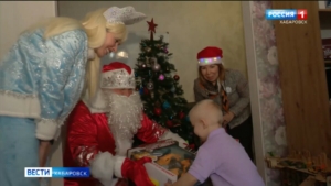 Подарки с «Ёлки желаний» вручили детям руководителя краевого филиала фонда «Защитники Отечества»