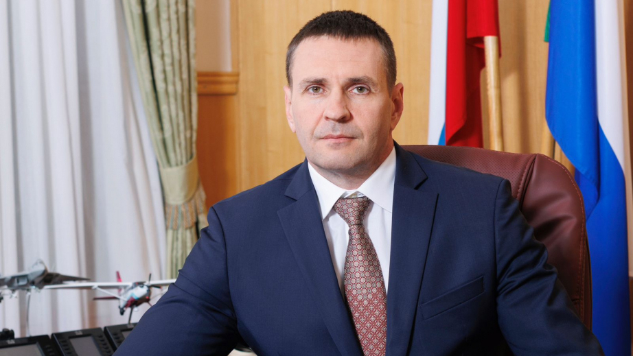 Дмитрий Демешин поздравил журналистов региона с Днём российской печати