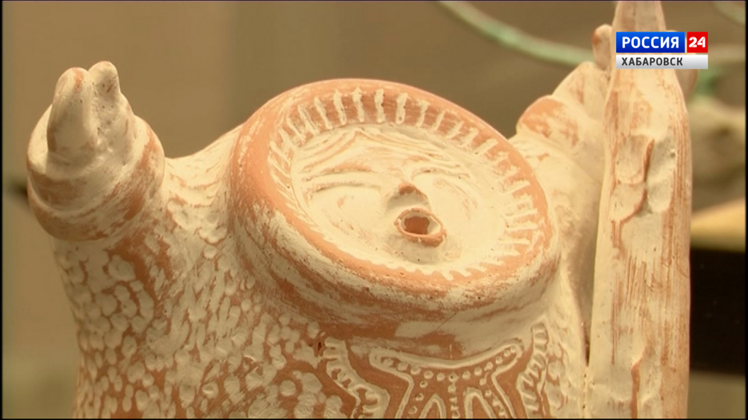 Смотрите в 21:10. Модерн и мифы вечной мерзлоты: выставку искусств Якутии представят в ДВХМ