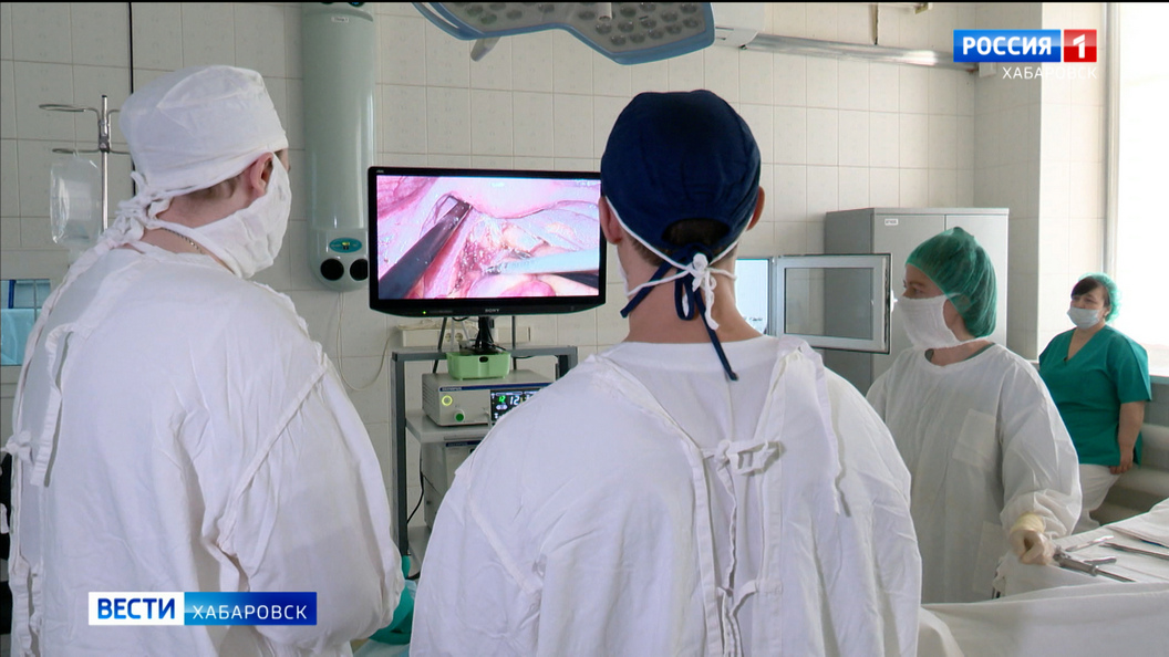 Новая техника и современные методы лечения: в краевом онкоцентре поставили на поток сложные операции
