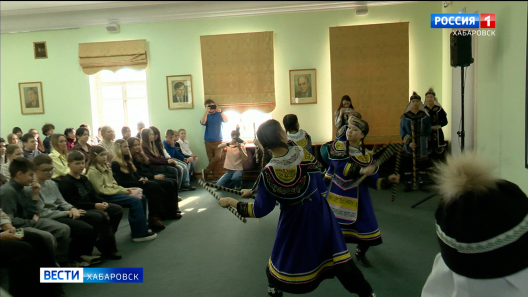 Представители семи народов обменялись традициями на фестивале «Родной язык – душа народа»