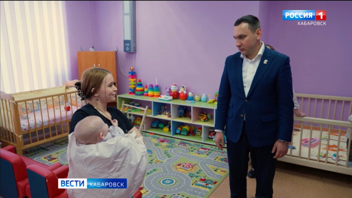 Максим Иванов проверил, как действует краевая программа для мам в трудной жизненной ситуации