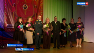 Впервые: лучшим гражданским волонтерам поселка Эльбан вручили награды