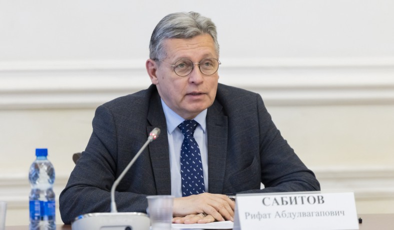 Рифат Сабитов: «США пытаются монополизировать мировое информационное пространство»