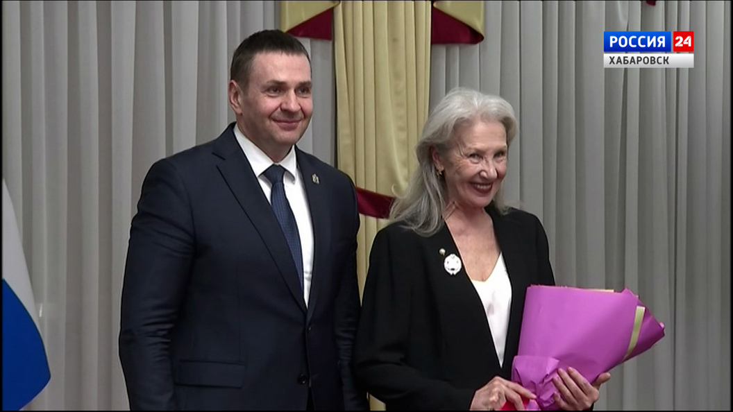 «Вас объединяет дар творить прекрасное»: глава региона наградил выдающихся работников культуры края