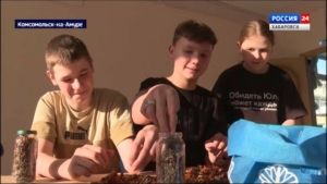 «Наш проект уже приносит плоды»»: воспитанники детдома из Города юности собирают урожаи микрозелени