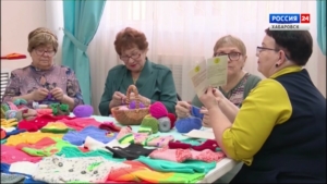«Нам нужна пряжа»: «Серебряные волонтёры» краевой столицы обратились к хабаровчанам за помощью