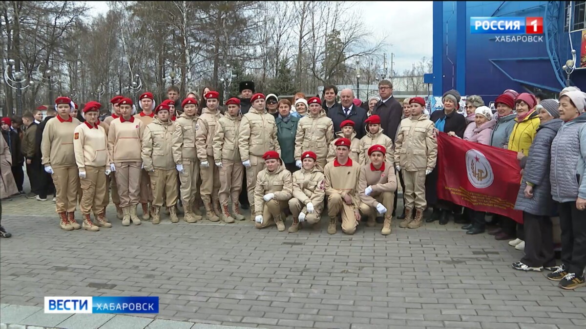 «Капсулу времени» в основание будущего памятника Юрию Гагарину торжественно заложили в Хабаровске 