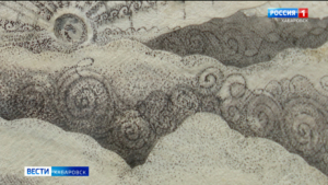 «Просто в восторге!»: в Гродековском музее показывают картины …из рыбы художницы из народа уйльта