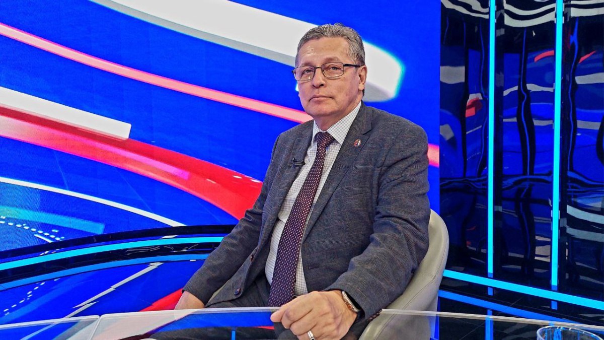 Заместителю гендиректора – руководителю регионального департамента ВГТРК Рифату Сабитову – 70 лет