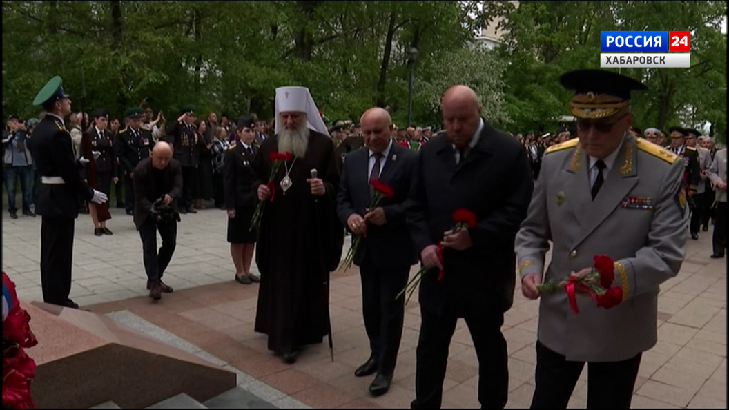 Торжественная церемония возложения цветов состоялась в Хабаровске в День пограничника