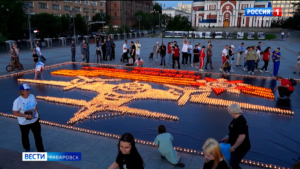 Память о героях: символ дальневосточной эскадрильи из десяти тысяч свечей сделали в Хабаровске