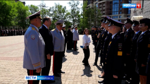 Губернатор пожелал успешной службы выпускникам ДВЮИ: «Вы – олицетворение мужества и справедливости»