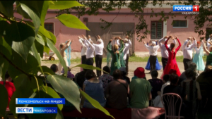 «Эту традицию отправим на всю страну»: в Городе юности особенных пациентов лечат танцами и песнями