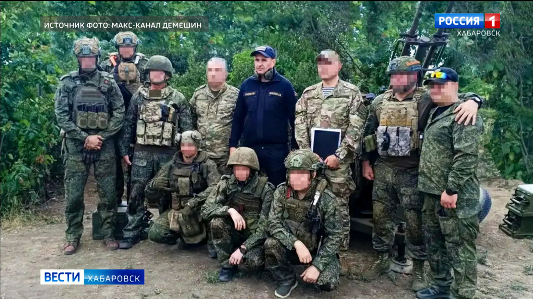 Губернатор побывал на линии боевого соприкосновения и вручил награды воинам-дальневосточникам