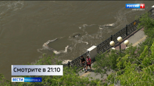 Смотрите в 21:10. Уровень Амура у Хабаровска достиг отметки почти 390 сантиметров