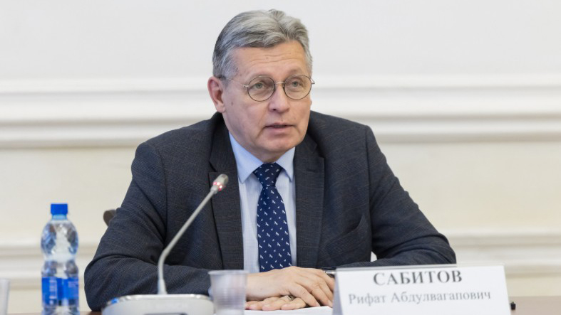 Противодействие фейкам и развитие ИИ: Рифат Сабитов — о совместных задачах медиа России и Казахстана