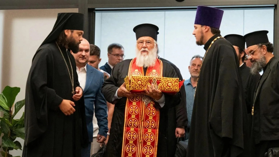 В Хабаровск прибудет десница святителя Спиридона Тримифунтского, одна из главных святынь Православия